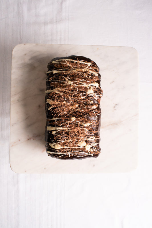 Choc-in-a-box tsoureki